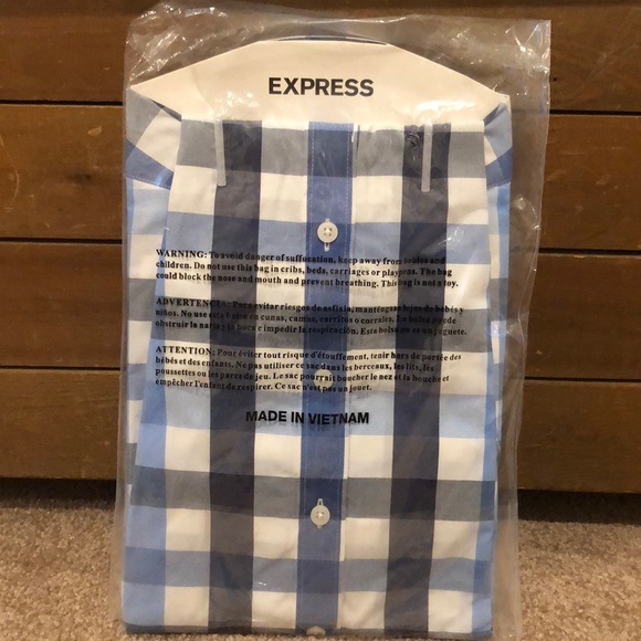 Express Tech button down NWT medium - Picture 3 of 4